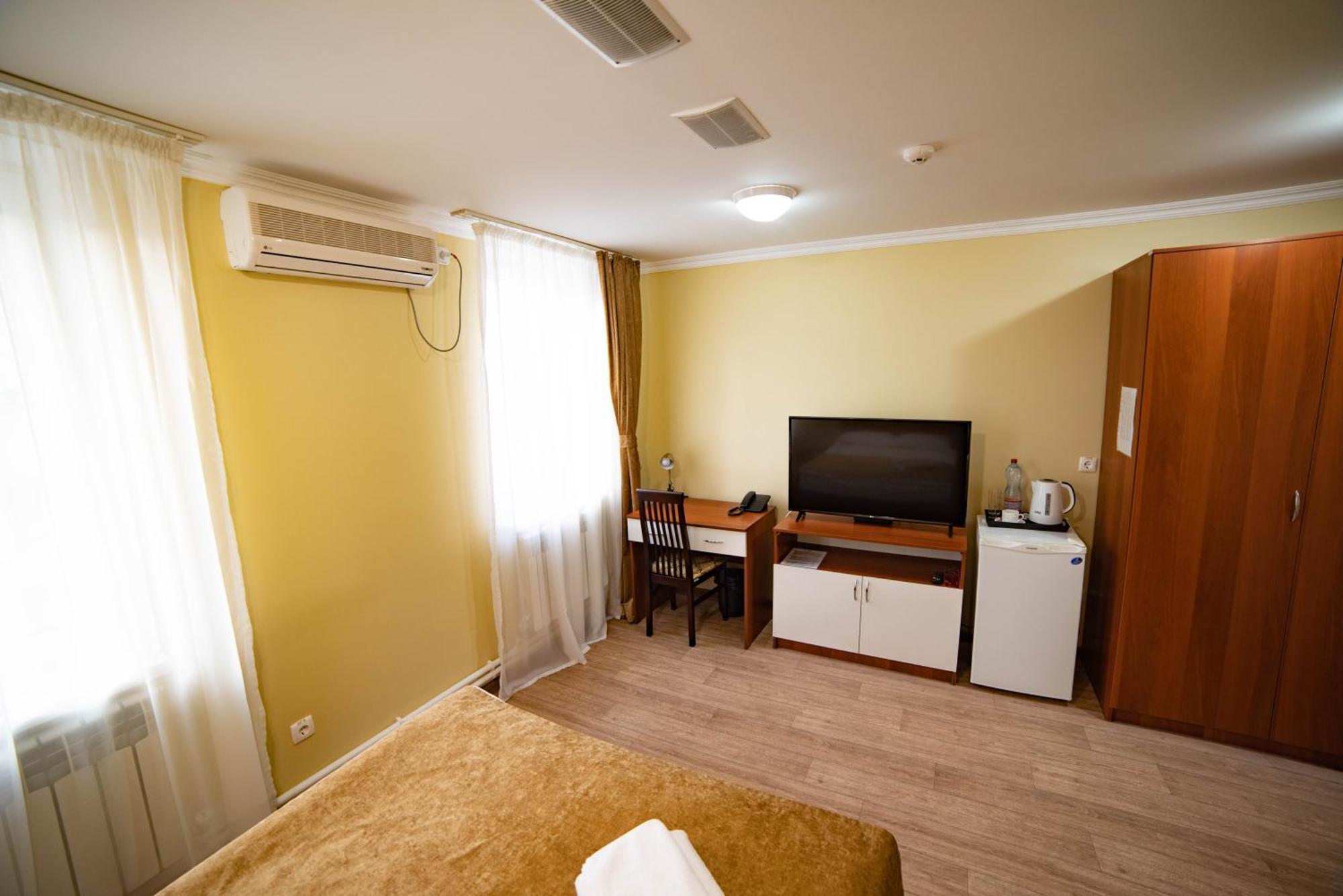 Chagala Hotel Aksai Aksay 外观 照片